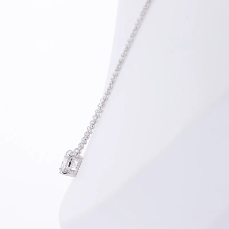 The Elite Crown: 1.00 CTW IGI Certified Hearts & Arrows Solitaire Necklace