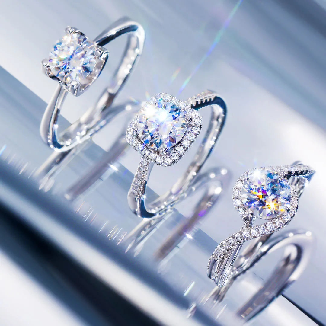 The Celestial Halo Lab Diamond Ring | 18K Gold
