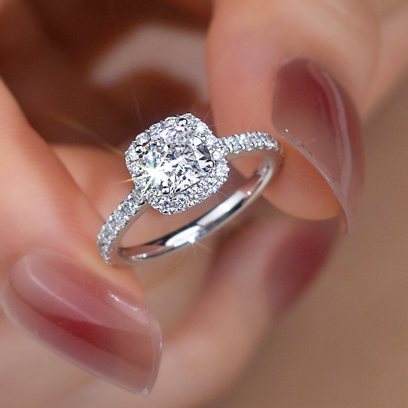 The Aurora 1 CT Round Lab Diamond Vintage Halo Ring